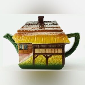 Cottage Teapot
